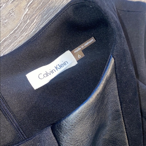 NWOT CALVIN KLEIN Leather Detail Sheath Dress 6 - Picture 4 of 9